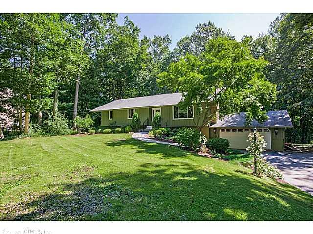 429 South Hoop Pole Road Guilford, CT 06437 - Photo 1 of 1 Exterior Front.