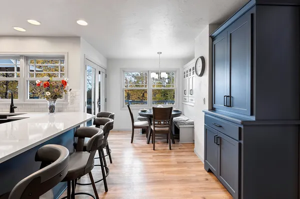 $1,100,000 | 63 East Fox Point Drive, Appleton, WI 54911