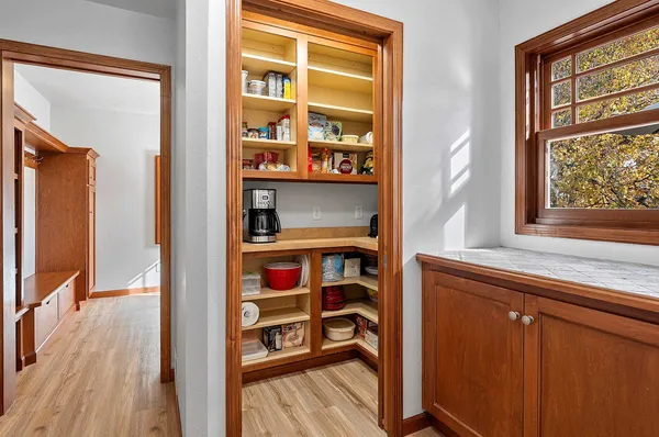$1,100,000 | 63 East Fox Point Drive, Appleton, WI 54911