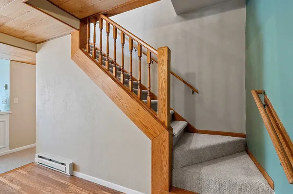 $1,100,000 | 63 East Fox Point Drive, Appleton, WI 54911