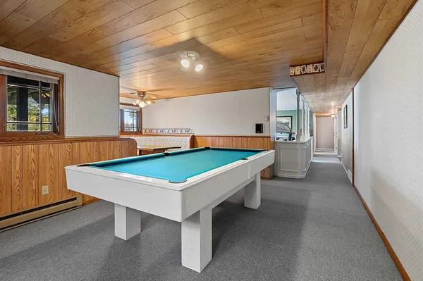$1,100,000 | 63 East Fox Point Drive, Appleton, WI 54911