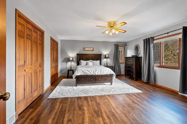 $1,100,000 | 63 East Fox Point Drive, Appleton, WI 54911