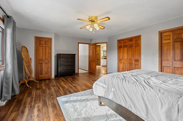 $1,100,000 | 63 East Fox Point Drive, Appleton, WI 54911