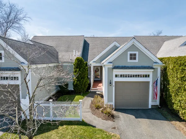 $659,000 | 8 Hollyhock Knoll Court, Unit 8, Bourne, MA 02532