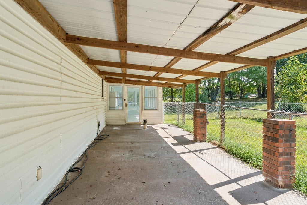 2395 Beulah Road Madisonville, KY 42431 - Photo 7 of 31 Gallery Image 7