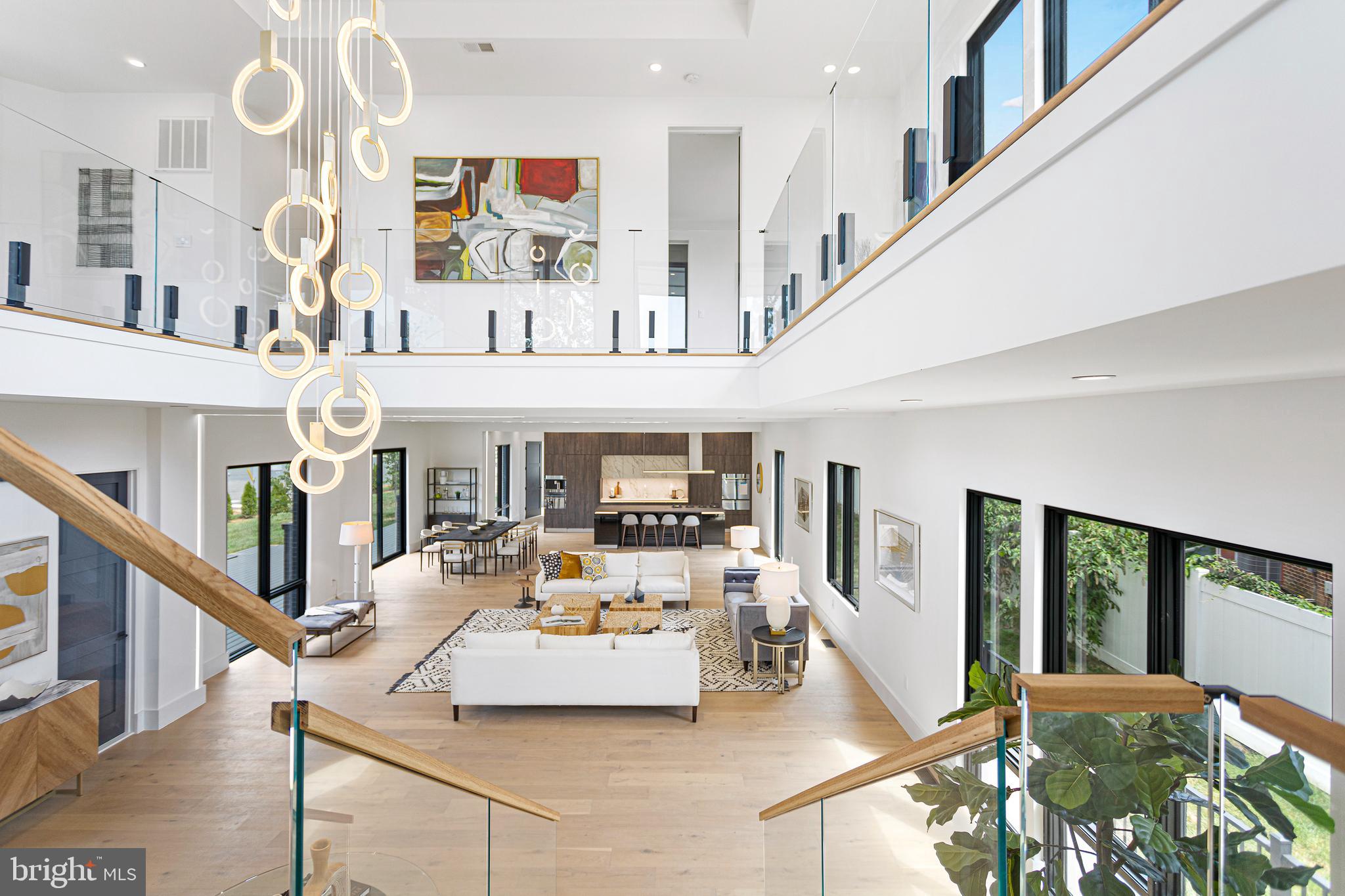 1733 Chain Bridge Road McLean, VA 22101 - Photo 21 of 54