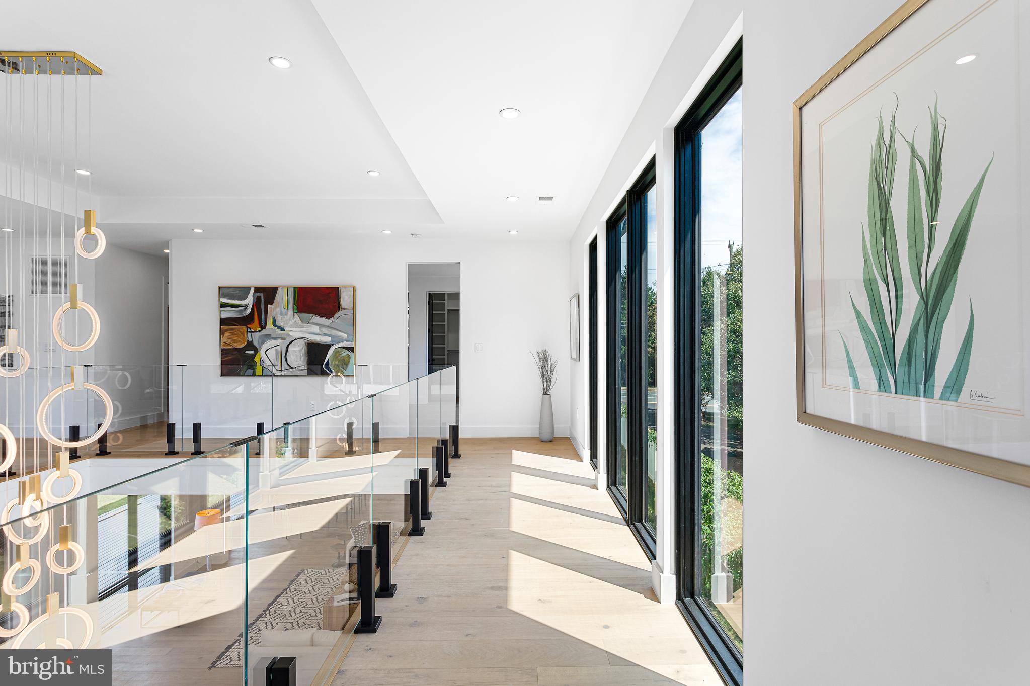 1733 Chain Bridge Road McLean, VA 22101 - Photo 26 of 54