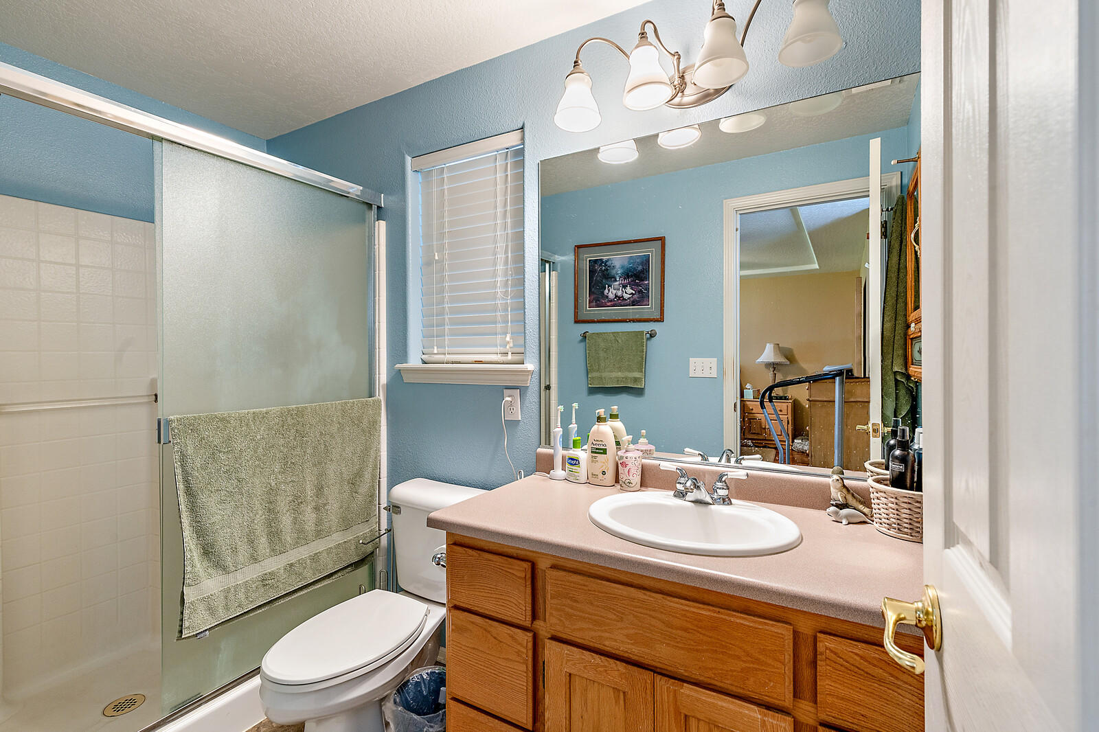 951 Rimrock Circle Medford, OR 97504 - Photo 36 of 43 37_DSC03945_mls