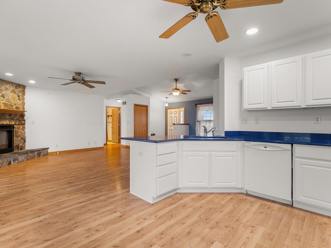 1212 Lake Summerset Road Lake Summerset, IL 61019 - Photo 9 of 37 Gallery Image 9