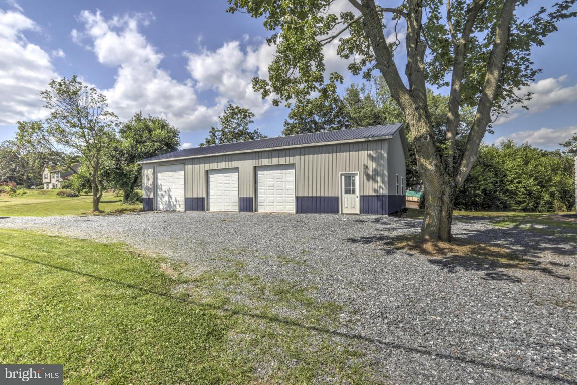 6464 Elizabethtown Road Manheim, PA 17545 - Photo 3 of 22