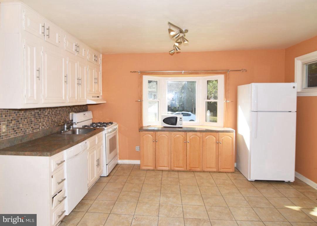 901 Dryden Street Silver Spring, MD 20901 - Photo 4 of 24