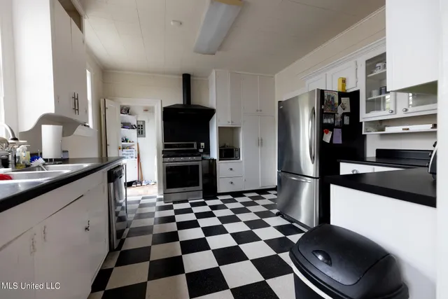 $2,045 | 4120 Council Circle, Jackson, MS 39206