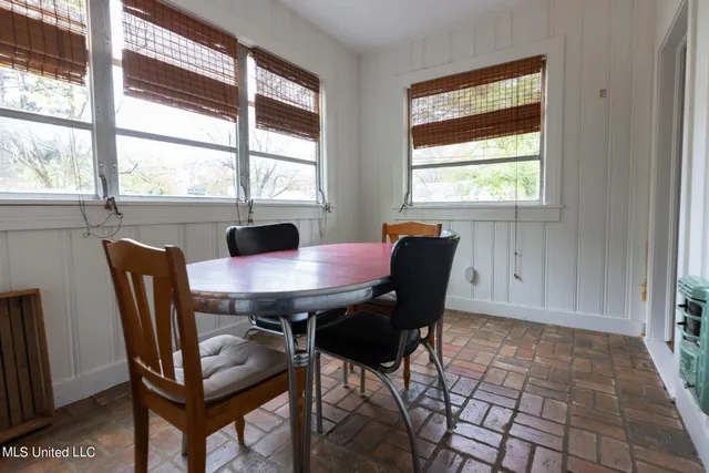 $2,045 | 4120 Council Circle, Jackson, MS 39206