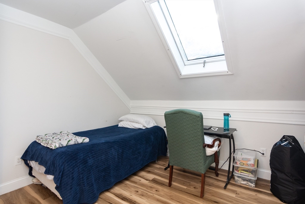 10 Dell Street Malden, MA 02148 - Photo 20 of 40