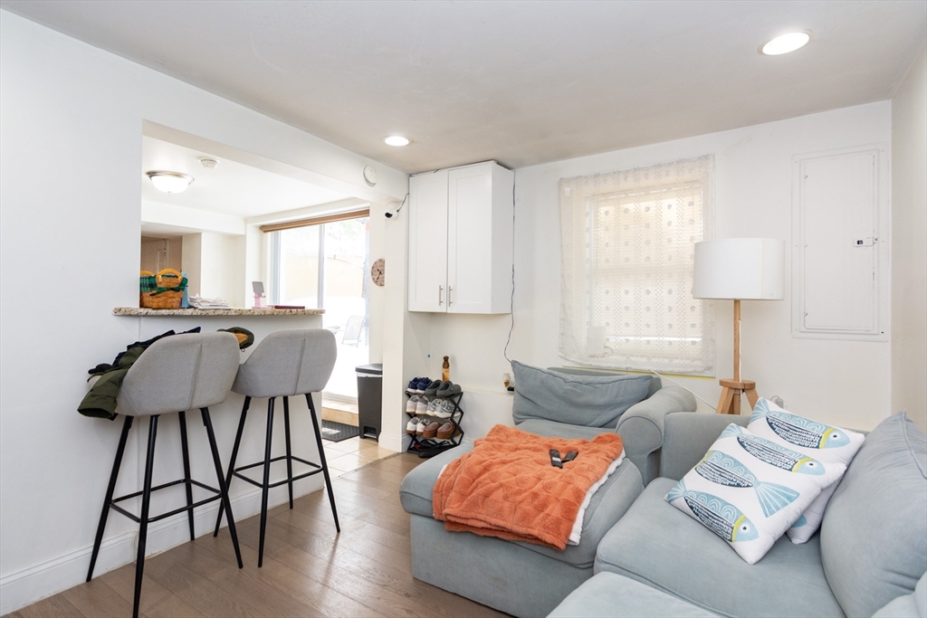 10 Dell Street Malden, MA 02148 - Photo 28 of 40