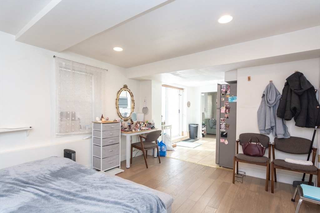 10 Dell Street Malden, MA 02148 - Photo 31 of 40