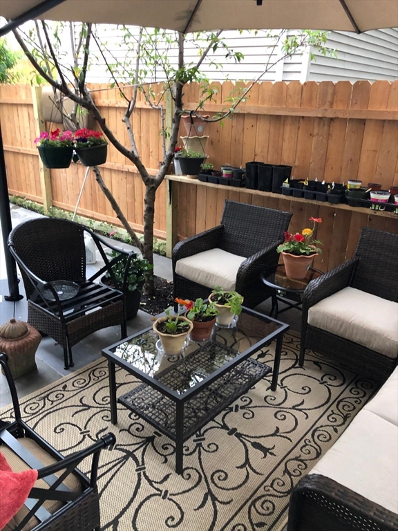 10 Dell Street Malden, MA 02148 - Photo 37 of 40