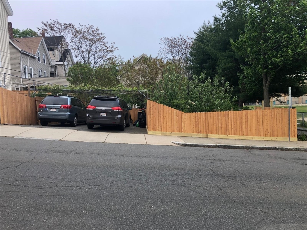 10 Dell Street Malden, MA 02148 - Photo 38 of 40