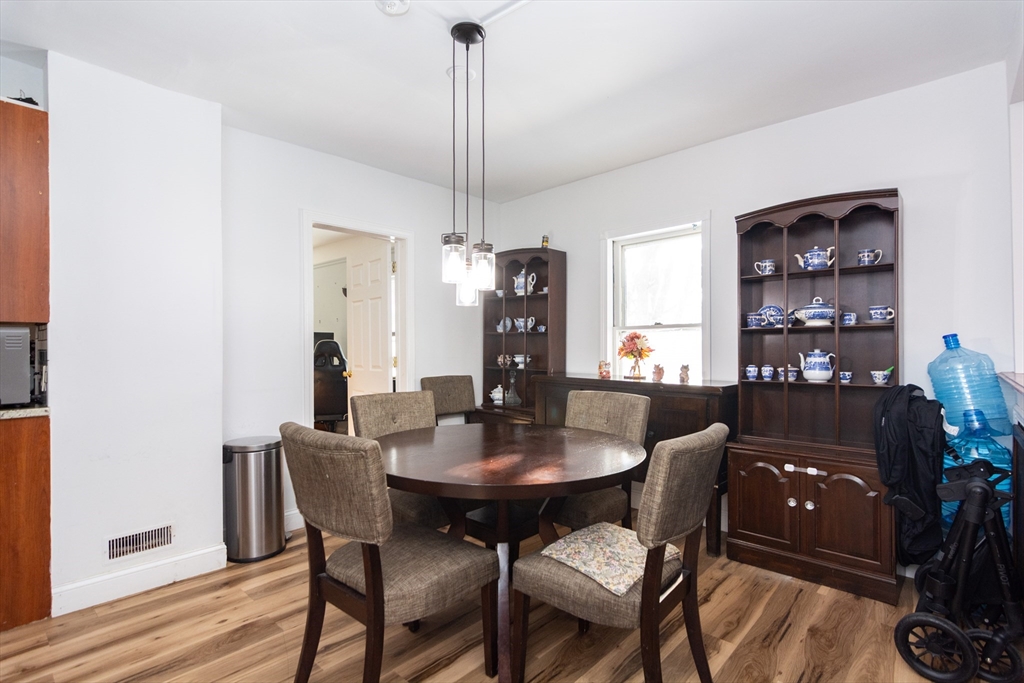 10 Dell Street Malden, MA 02148 - Photo 6 of 40