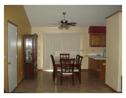 1197 Old Farm Lane, Unit 1197 Springfield, OH 45503 - Photo 4 of 12