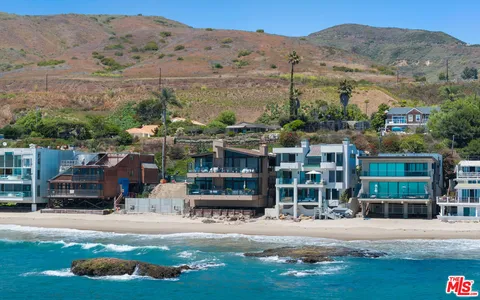 $13,850,000 | 25252 Malibu Road, Malibu, CA 90265
