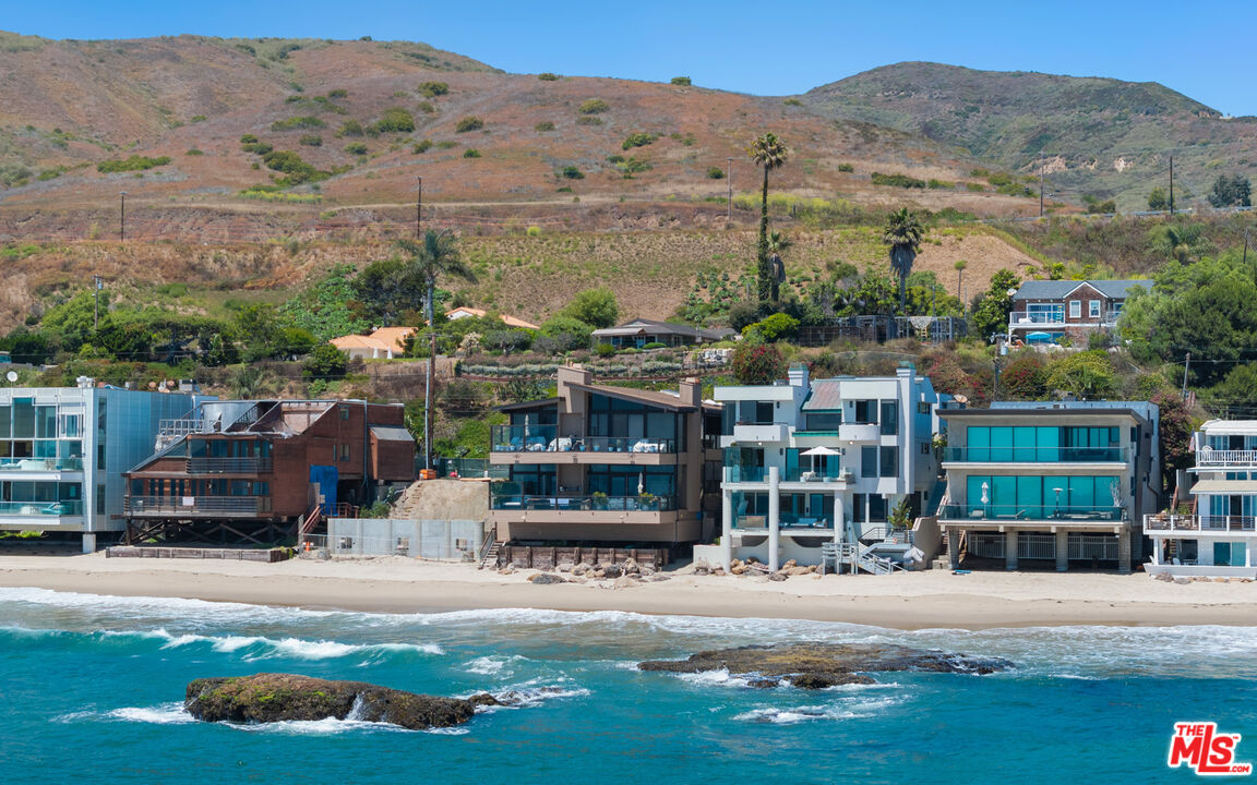 25252 Malibu Road Malibu, CA 90265 - Photo 2 of 62 a view of multiple houses with a road