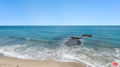$13,850,000 | 25252 Malibu Road, Malibu, CA 90265