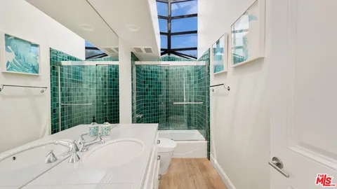 $13,850,000 | 25252 Malibu Road, Malibu, CA 90265