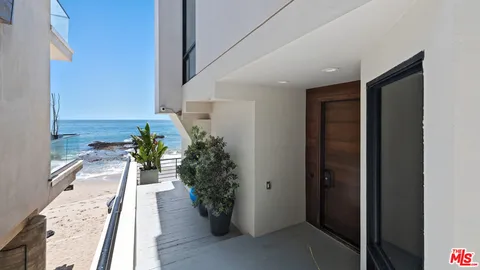 $13,850,000 | 25252 Malibu Road, Malibu, CA 90265