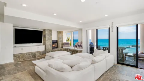 $13,850,000 | 25252 Malibu Road, Malibu, CA 90265