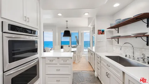 $13,850,000 | 25252 Malibu Road, Malibu, CA 90265