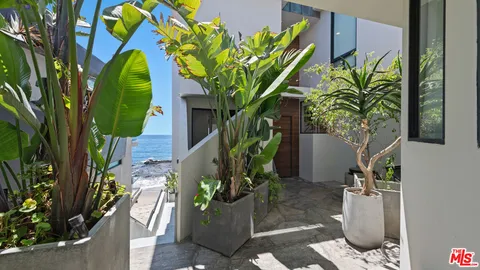 $13,850,000 | 25252 Malibu Road, Malibu, CA 90265
