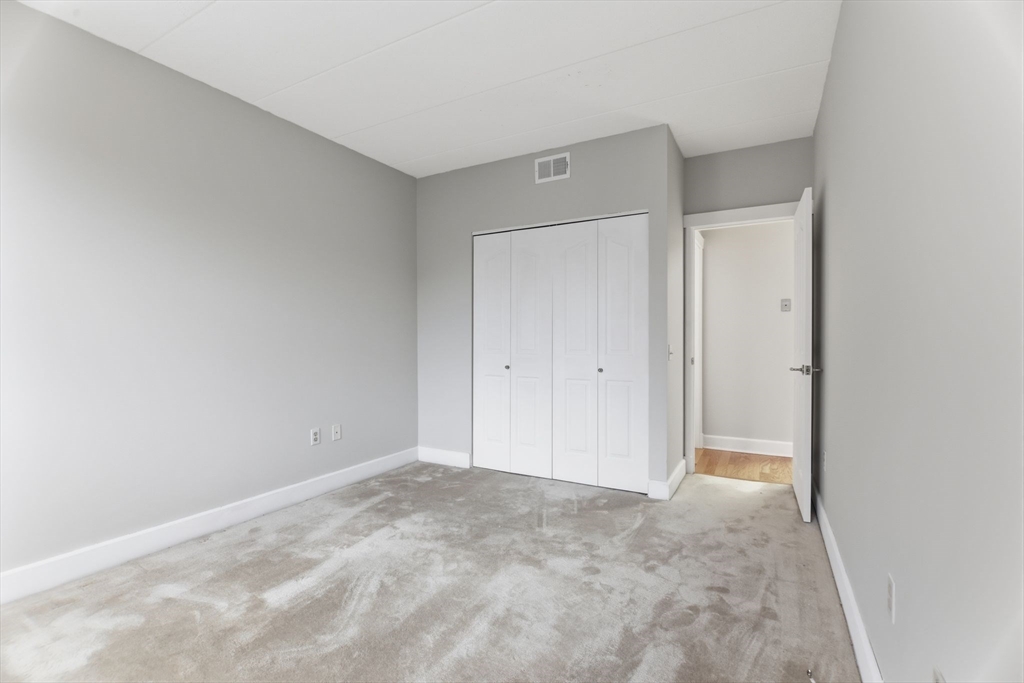 34 Sumner Avenue, Unit 210 Springfield, MA 01108 - Photo 13 of 25