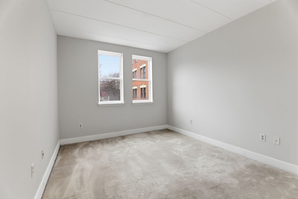 34 Sumner Avenue, Unit 210 Springfield, MA 01108 - Photo 10 of 25