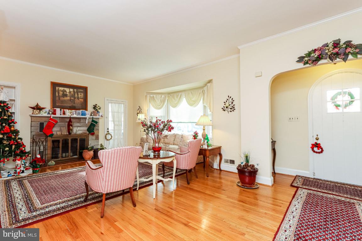 503 North Bend Road Baltimore, MD 21229 - Photo 11 of 47