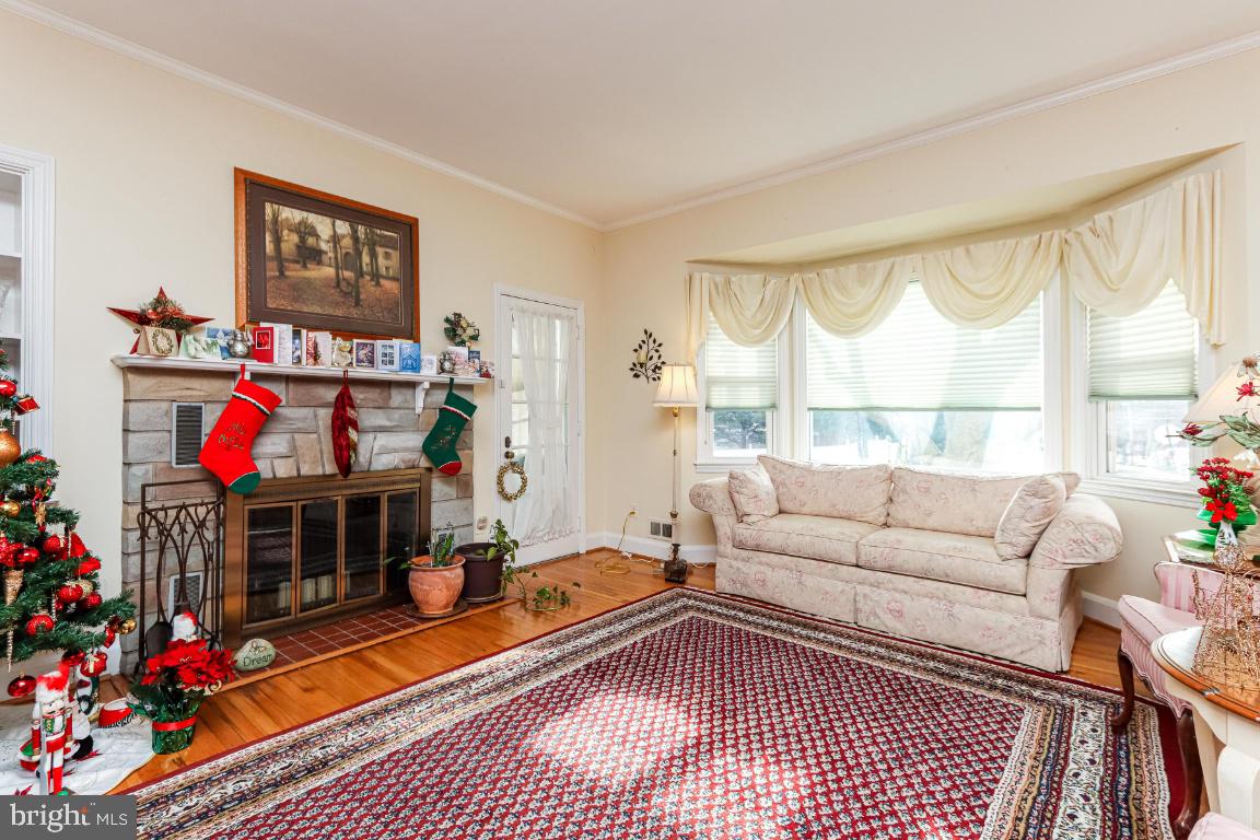 503 North Bend Road Baltimore, MD 21229 - Photo 9 of 47