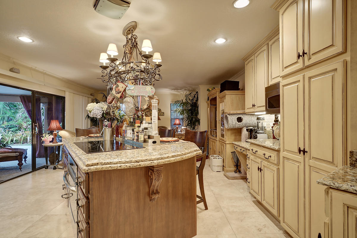1698 Southwest 7th Terrace Boca Raton, FL 33486 - Photo 16 of 26 Kitchen view