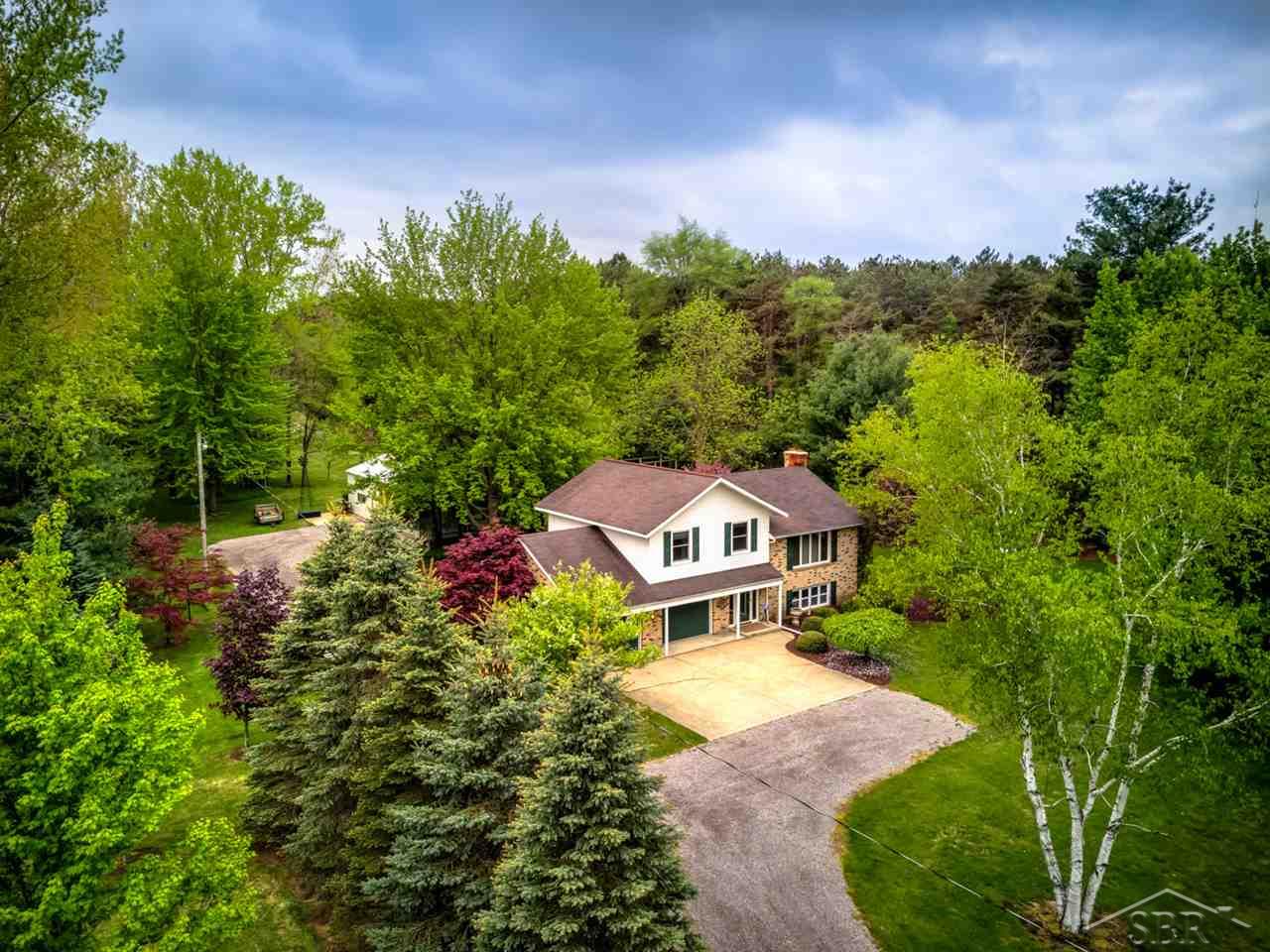 2288 East Kent Road Hemlock, MI 48626 - Photo 2 of 28
