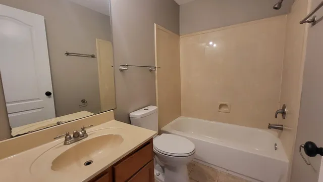 $1,900 | 9120 Karen Mill Cove, Cordova, TN 38016