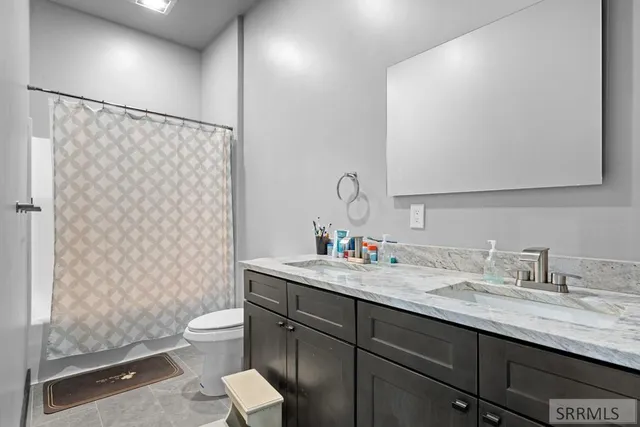 $1,500,000 | 12027 East 101 North, Idaho Falls, ID 83401