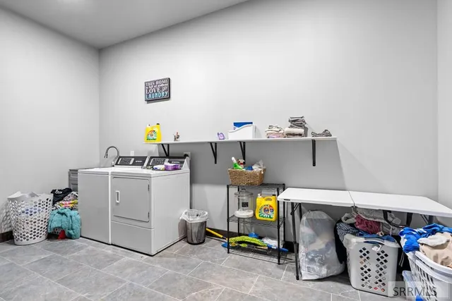 $1,500,000 | 12027 East 101 North, Idaho Falls, ID 83401