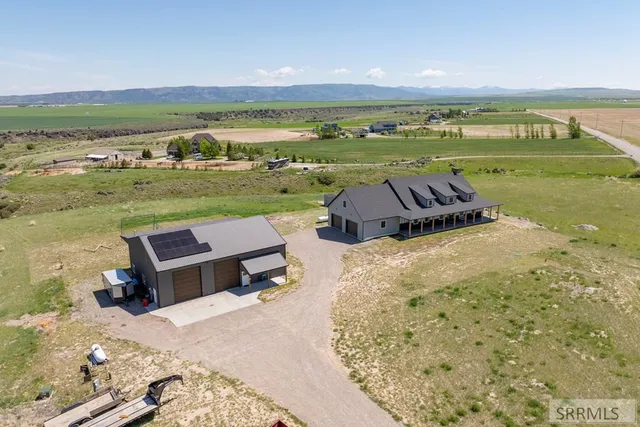 $1,500,000 | 12027 East 101 North, Idaho Falls, ID 83401