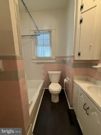 $2,300 | 1237 Seacobeck Street, Fredericksburg, VA 22401
