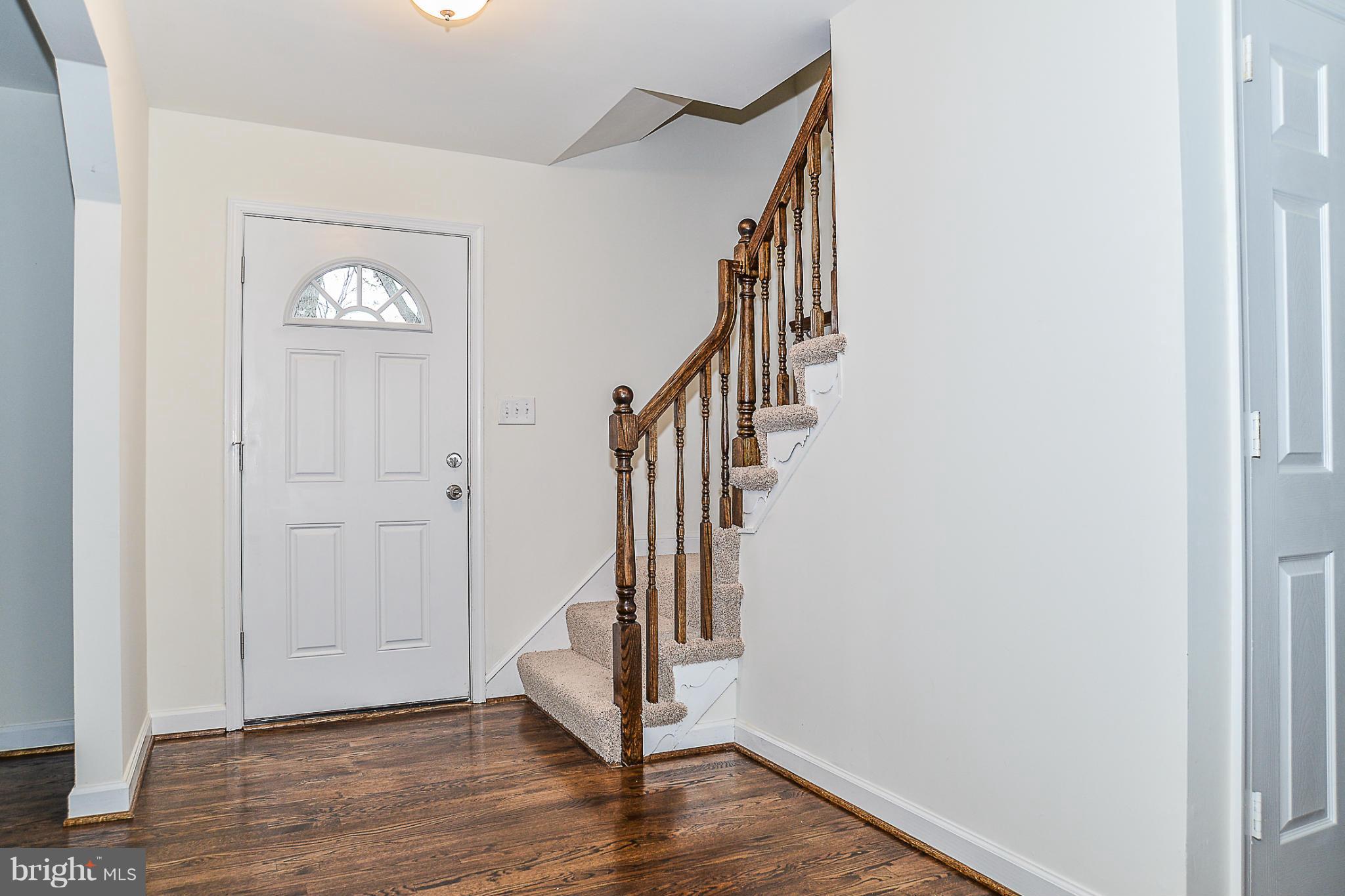9316 Lancelot Road Fort Washington, MD 20744 - Photo 3 of 30 Interior (General)