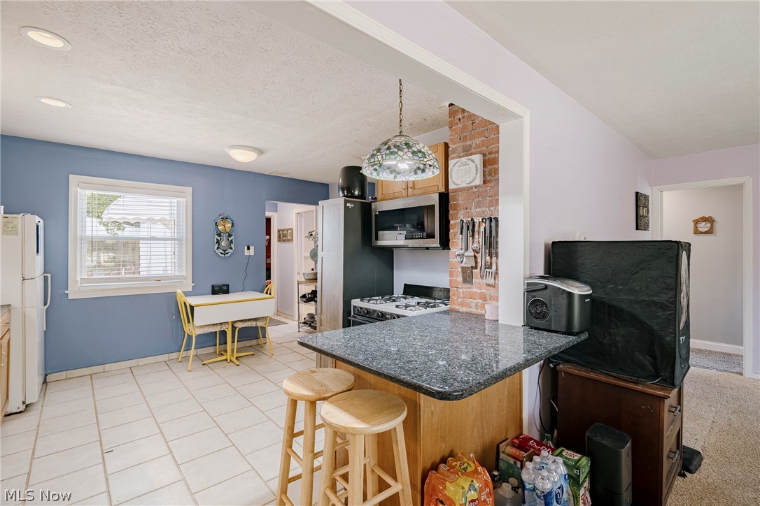 5363 Summit Road Cleveland, OH 44124 - Photo 6 of 25