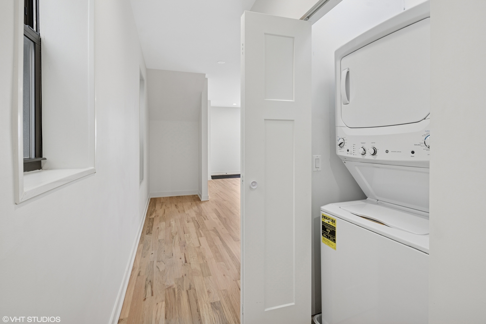 1246 South Fairfield Avenue, Unit 1 Chicago, IL 60608 - Photo 5 of 12 a view of washer and dryer