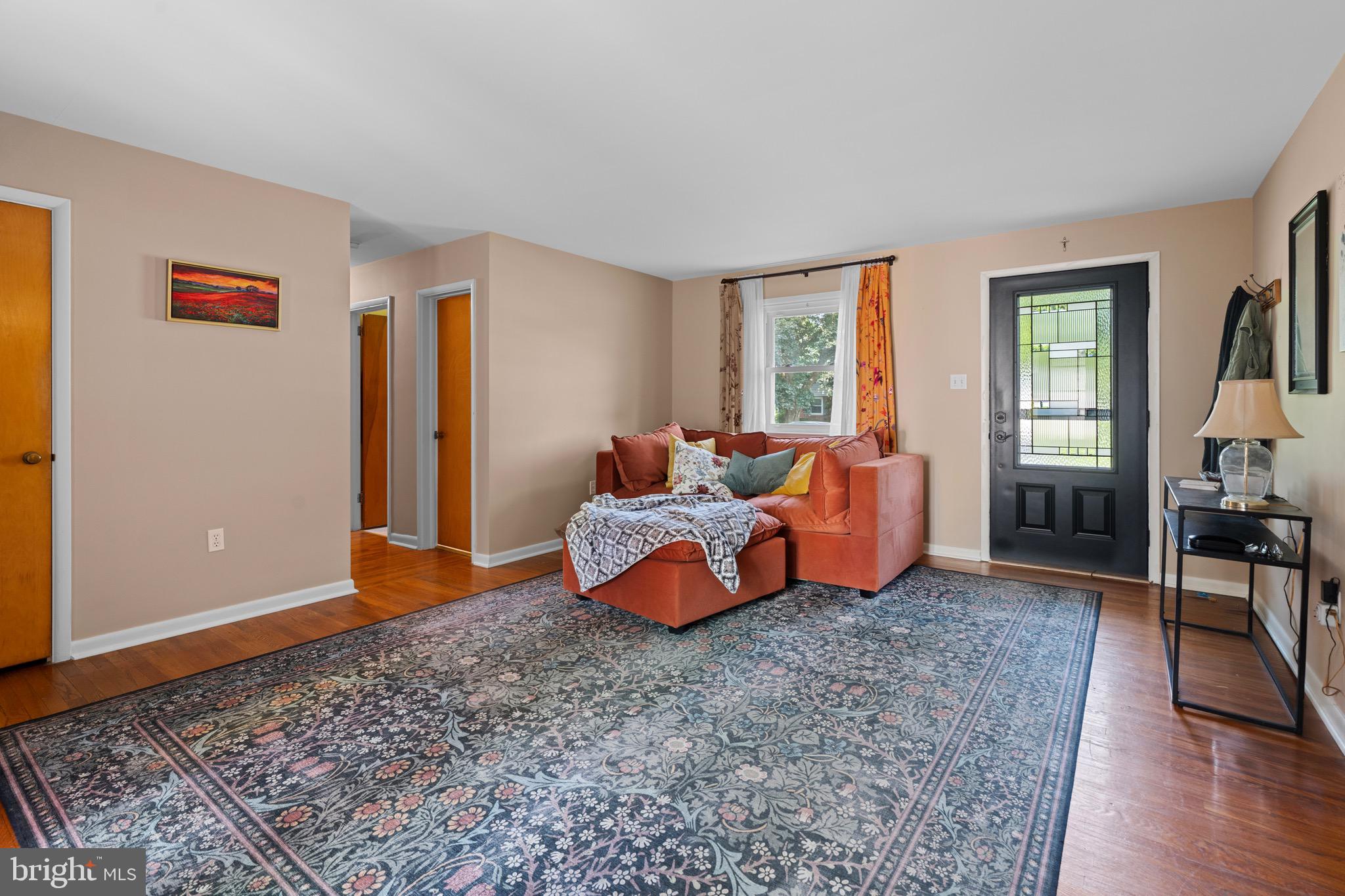 342 Maxson Road Lancaster, PA 17601 - Photo 3 of 30 Gallery Image 3