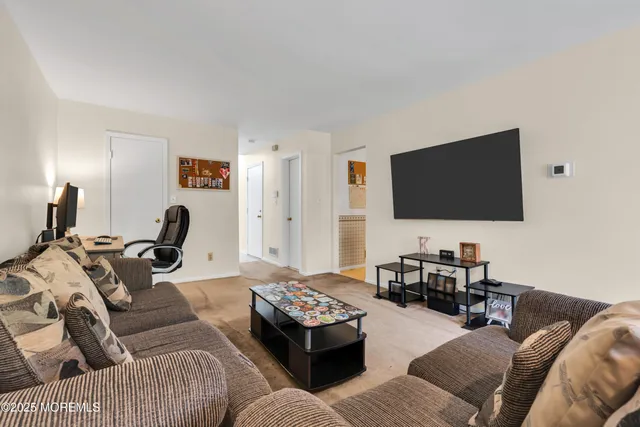 $519,000 | 30 Oak Mews Court, Unit 4, Asbury Park, NJ 07712