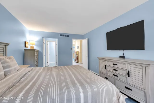 $519,000 | 30 Oak Mews Court, Unit 4, Asbury Park, NJ 07712