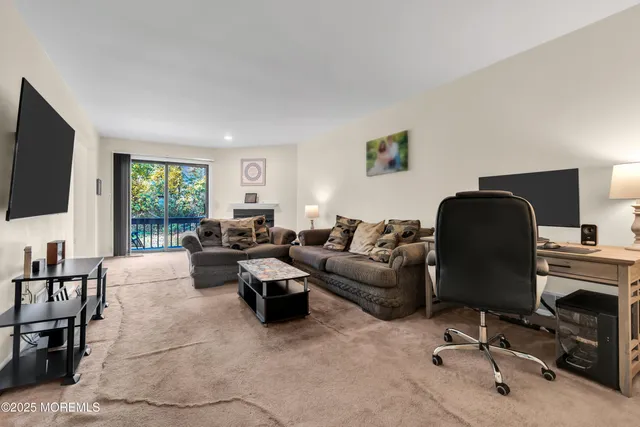 $519,000 | 30 Oak Mews Court, Unit 4, Asbury Park, NJ 07712